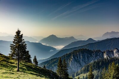 Fototapete Malerische Berglandschaft bei Sonnenaufgang Alpen