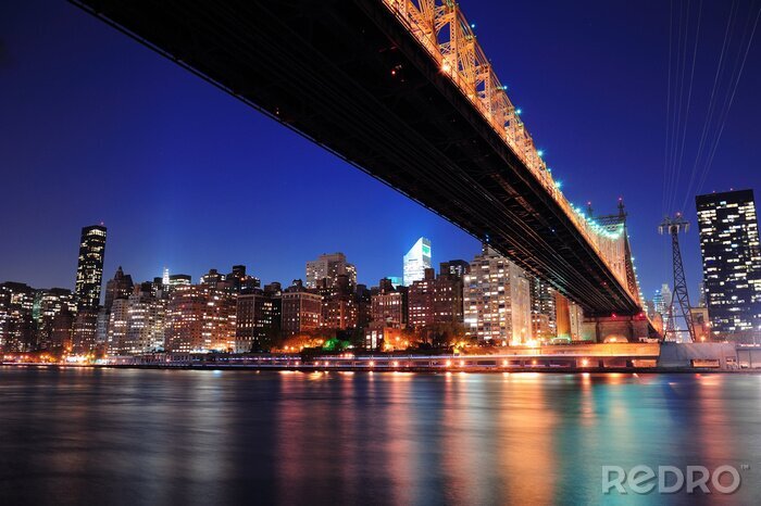 Fototapete Manhattan bei Nacht und Lichter der Stadt
