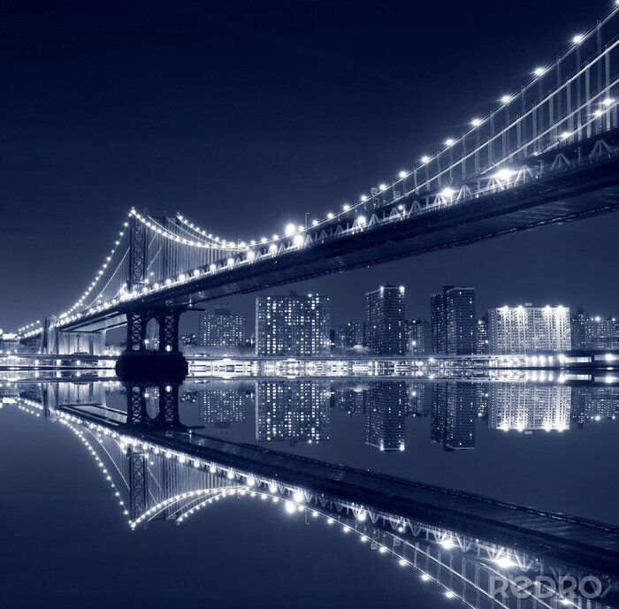 Fototapete Manhattan Bridge und Reflexion im Wasser