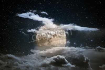 Fototapete Mond inmitten von hellen Wolken