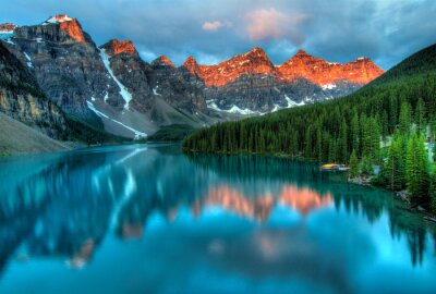 Fototapete Moraine Lake Sonnenaufgang