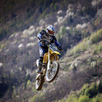 Fototapete Motocross und Tricks im Flug