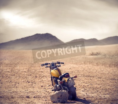 Fototapete Motorrad in der Wüste