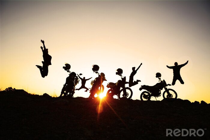 Fototapete Mountainbiker und Motorradfahrer