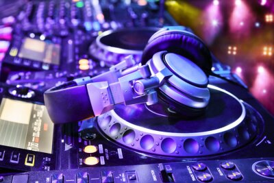 Musik und DJ-Mischpult