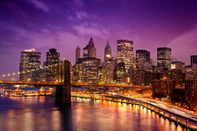 Fototapete Nachtpanorama von New York mit der Brooklyn Bridge