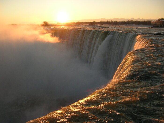 Fototapete Niagarafälle bei Sonnenuntergang