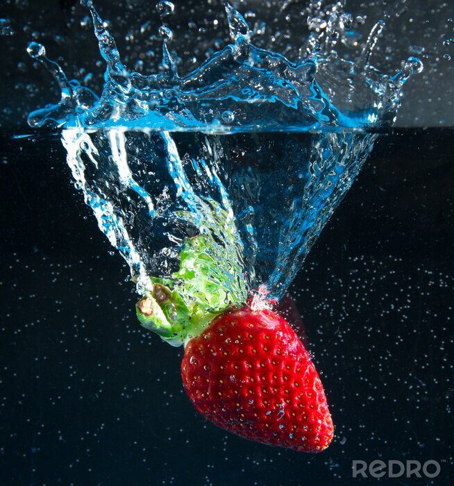 Fototapete Obst im Wasser mit Blasen