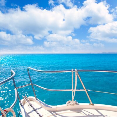 Fototapete Panorama des Meeres von der Yacht aus