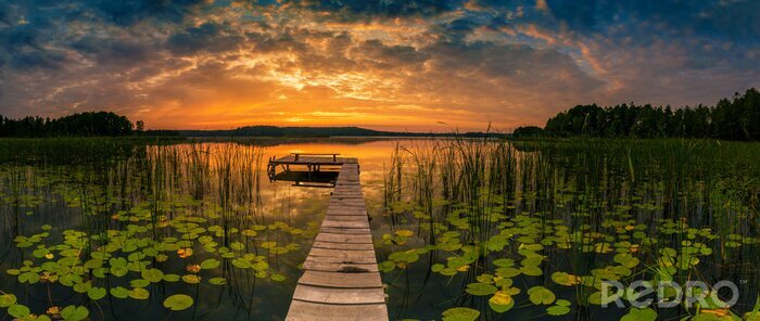 Fototapete Panorama of beautiful sunrise over lake
