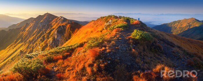 Fototapete Panorama vom Berggipfel im Herbst