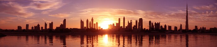 Fototapete Panorama von Dubai und violettem Himmel