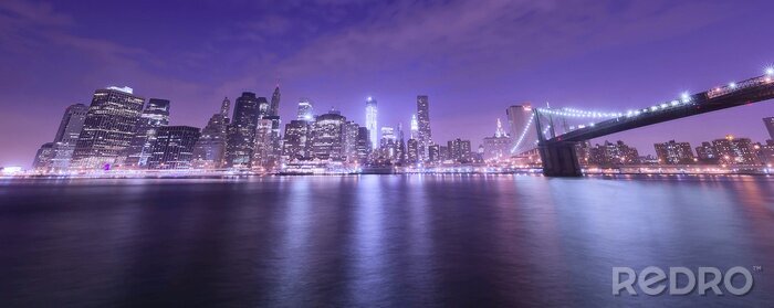 Fototapete Panorama von Manhattan in Violett