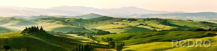Fototapete Panorama von Wiesen und Feldern