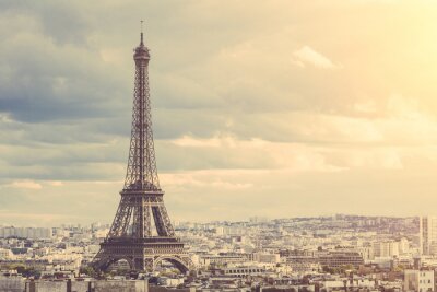 Paris Eiffelturm über Stadt