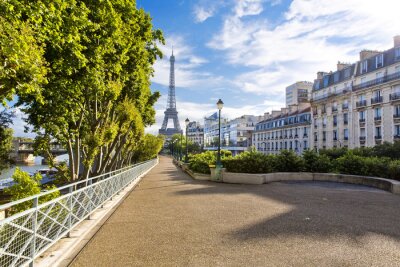 Promenade in Paris