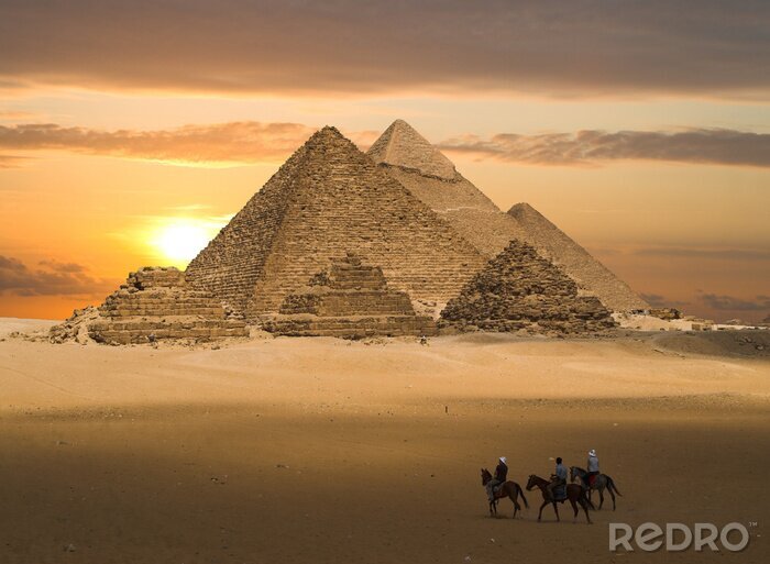 Fototapete Pyramiden Fantasie