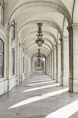 Fototapete Räumliche Kolonnade in Lissabon