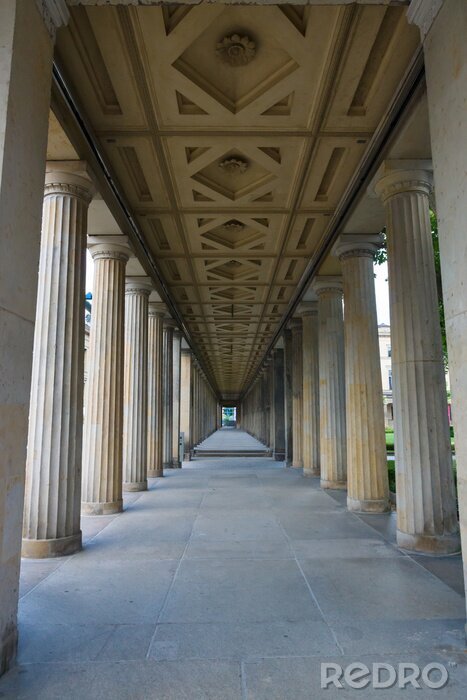 Fototapete Räumliche Säulen