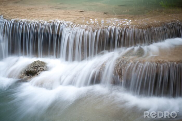 Fototapete Reißende Wasserfälle in Thailand