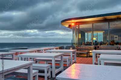 Fototapete Restaurant mit Blick auf das Meer