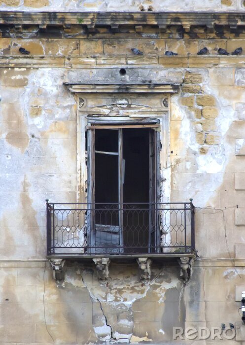 Fototapete Retro-Balkon auf einem alten Gebäude