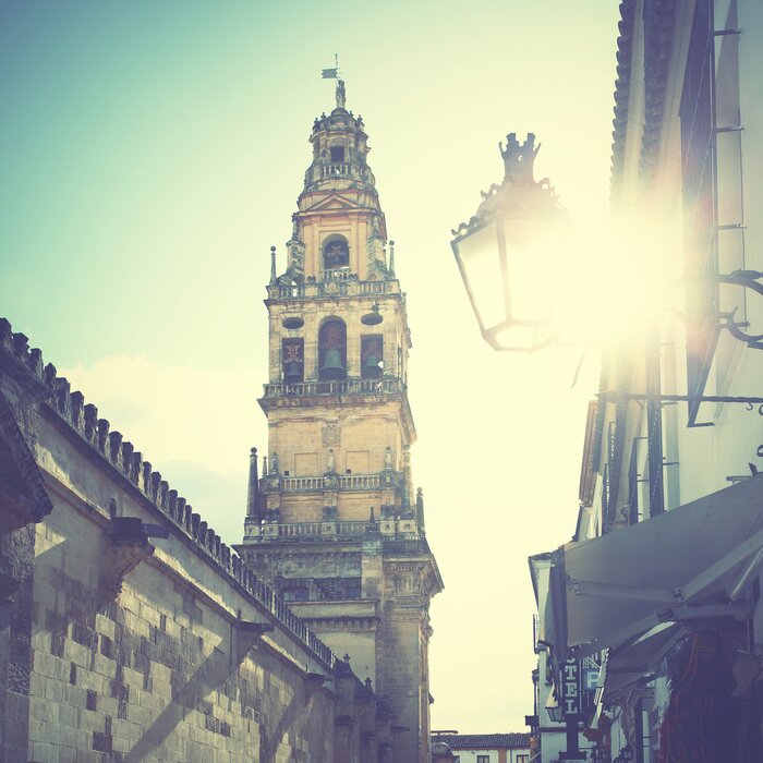 Fototapete Retro-beleuchtete Architektur