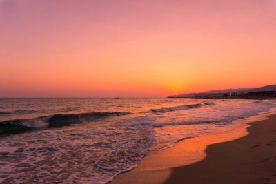 Fototapete Rosafarbener Sonnenaufgang am Meer