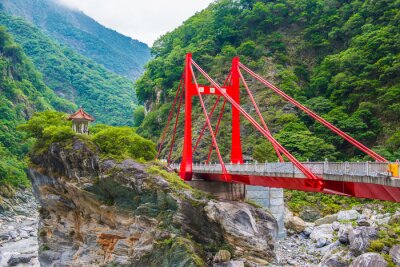 Fototapete Rote Brücke in Asien