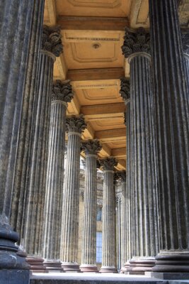 Fototapete Säulen 3D in historischer Kirche