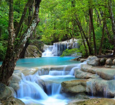 Fototapete Sanfte Wasserfälle im Dschungel