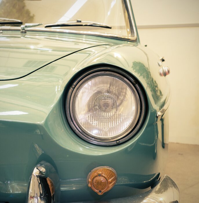 Fototapete Scheinwerfer eines Autos