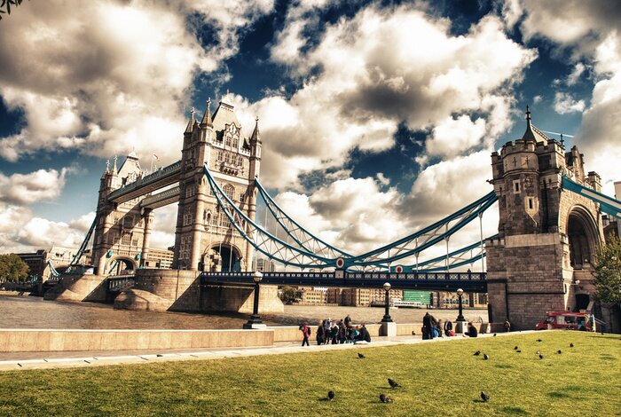 Fototapete Schöne Ansicht des berühmten Tower Bridge im Herbst Morgen, Lon
