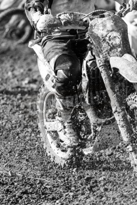 Fototapete Schwarz-Weiß-Motiv mit Motocross