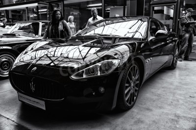 Fototapete Schwarz-weiße Fotografie Maserati Granturismo