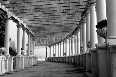 Fototapete Schwarz-weißer Blick auf Gebäude Porto