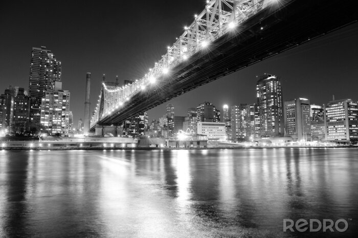 Fototapete Schwarz-weißer Blick auf nächtliches NY