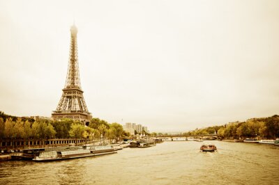 Fototapete Seereise am Eiffelturm
