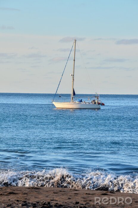 Fototapete Segelboot bei Strand