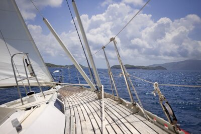 Fototapete Segelboot in offenen Gewässern