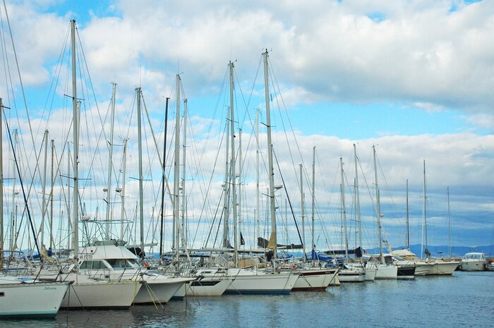 Fototapete Segelboote am Ankerplatz