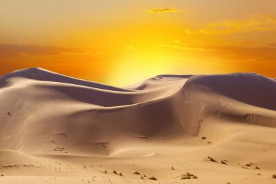 Fototapete Sonne hinter Wüstenpanorama