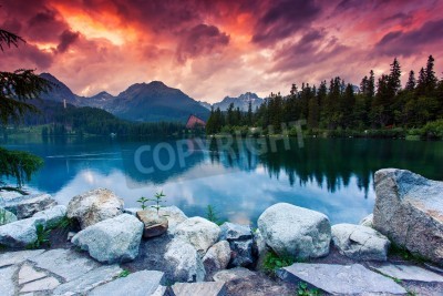 Fototapete Sonnenaufgang in den Bergen in der Slowakei