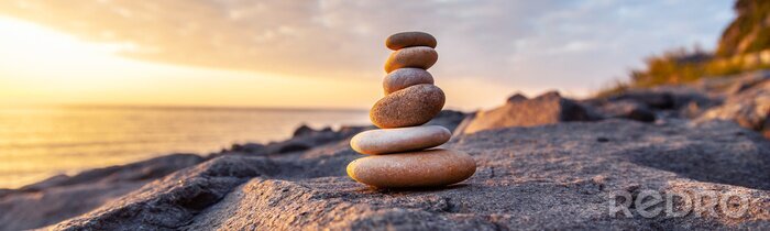 Fototapete Sonnenuntergang und eine Steinpyramide