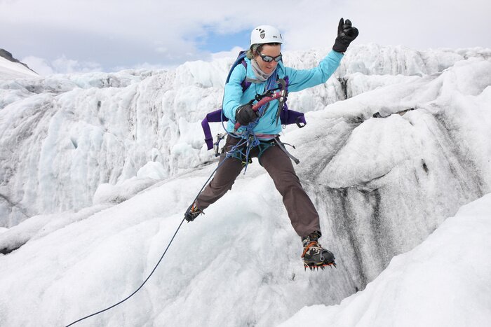 Fototapete Sport Bergsteigen in Winterzeit