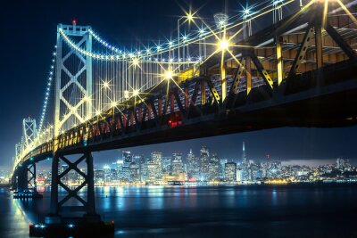 Fototapete Stadt San Francisco in der Dämmerung mit beleuchteter Brücke