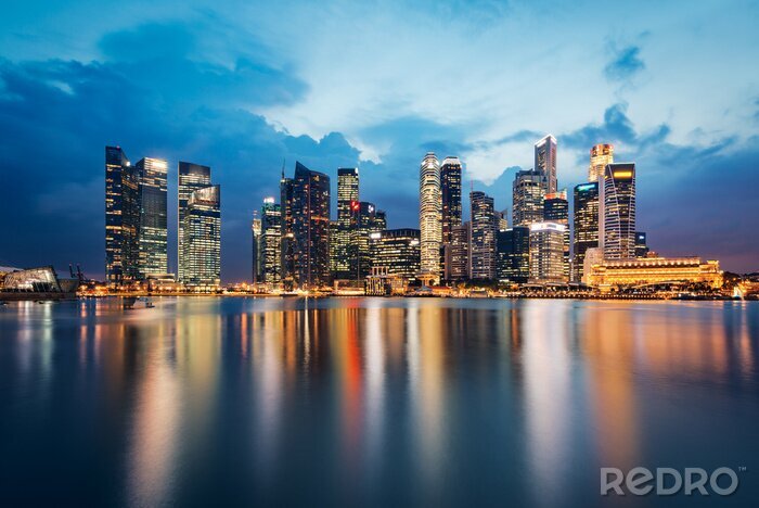 Fototapete Stadt Singapur bei Dämmerung
