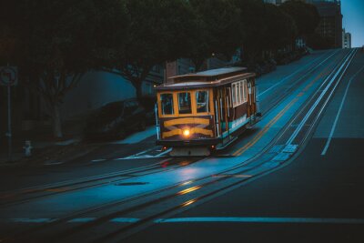 Fototapete Stadtbahn bei Nacht in San Francisco