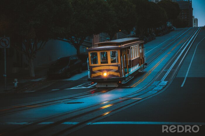 Fototapete Stadtbahn bei Nacht in San Francisco