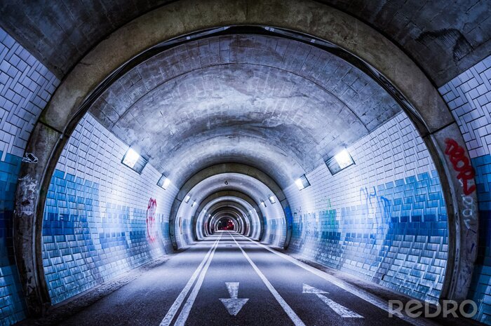 Fototapete Städtischer Tunnel mit Mosaik